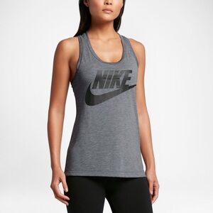 Nike Women’s Sportswear Essential Scoop Neck Tank in Grey sz Small
